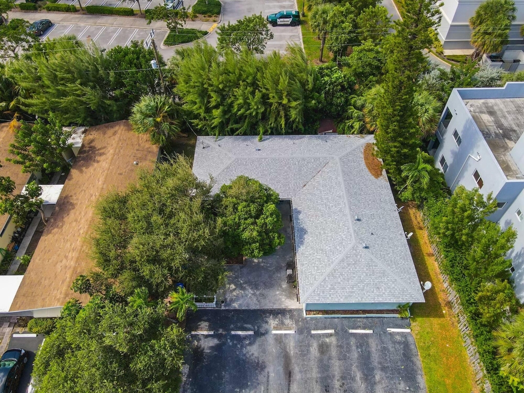 1101 Ne 23rd Terrace - Photo 4