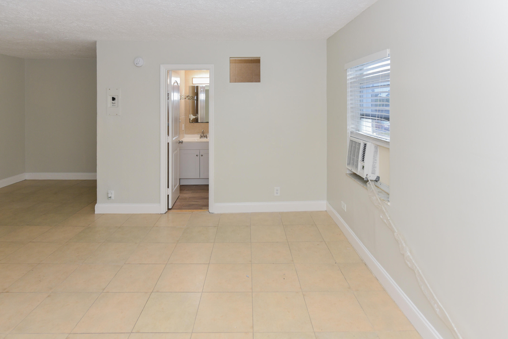 605 N Federal Highway - Photo 6