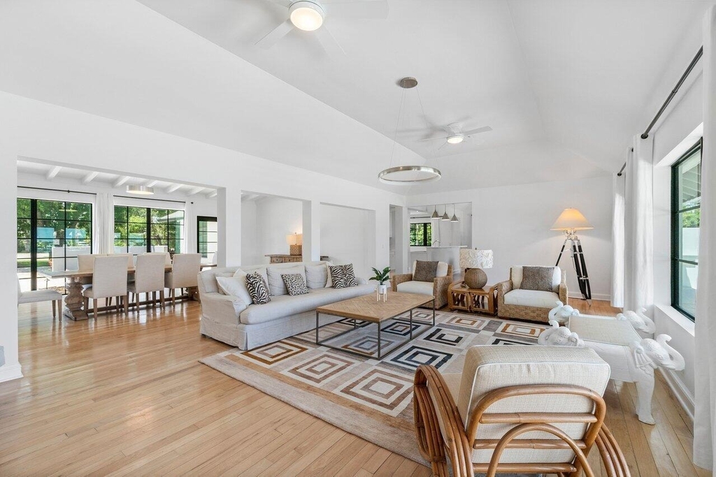 210 S Lake Drive - Photo 16