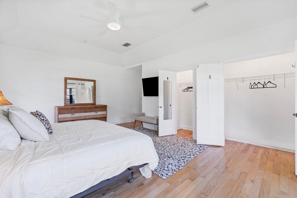 210 S Lake Drive - Photo 29