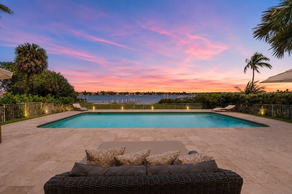 210 S Lake Drive - Photo 47