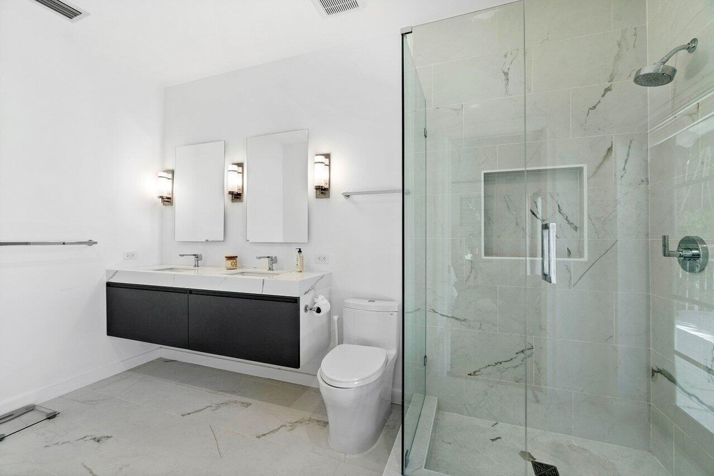210 S Lake Drive - Photo 21