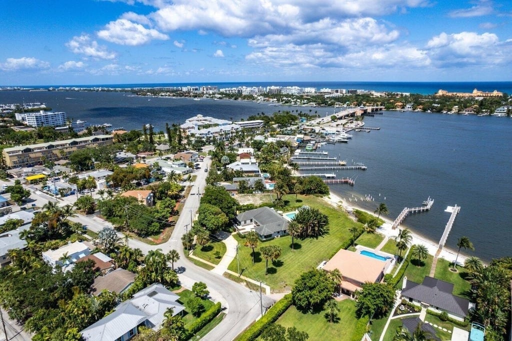 210 S Lake Drive - Photo 44