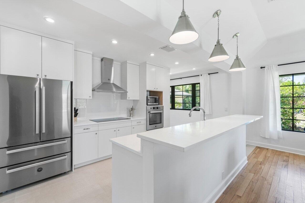 210 S Lake Drive - Photo 10