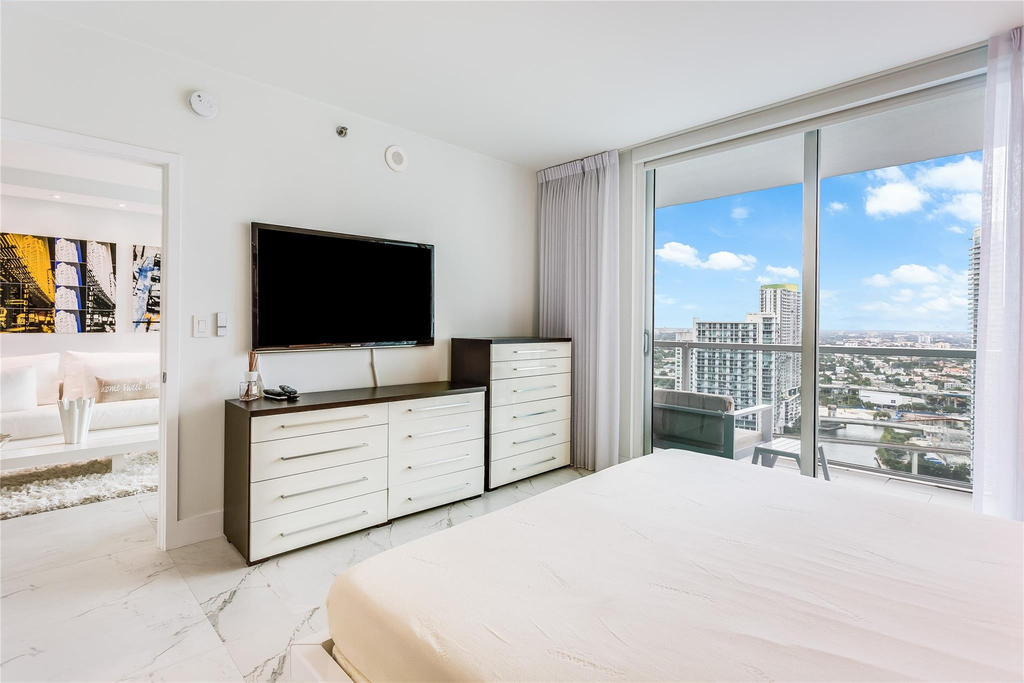 55 Se 6th Street - Photo 16