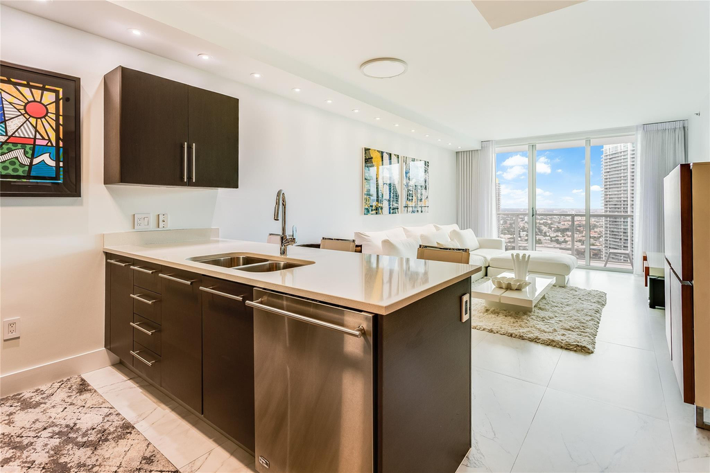 55 Se 6th Street - Photo 14