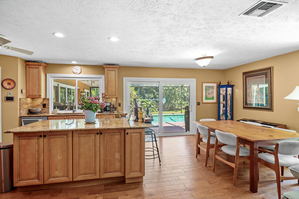 1974 Sw Saint Andrews Drive - Photo 11