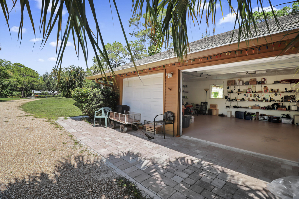 1974 Sw Saint Andrews Drive - Photo 33