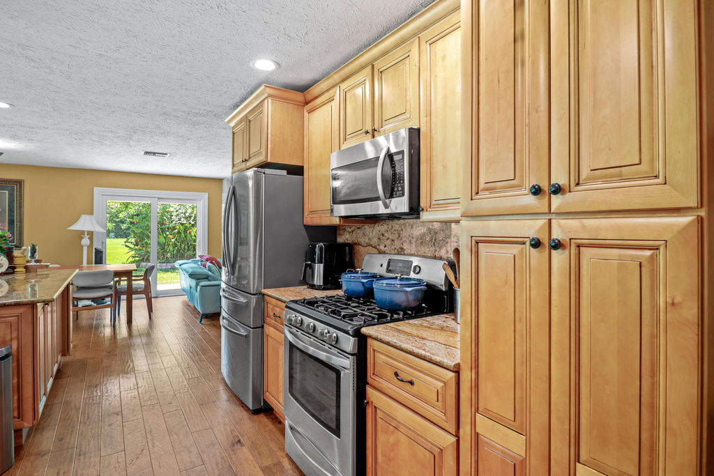 1974 Sw Saint Andrews Drive - Photo 10