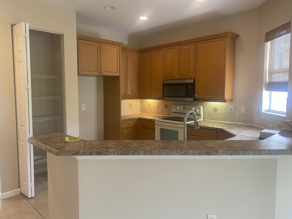 906 Mariner Bay Boulevard - Photo 5