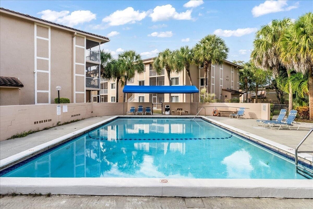 10129 W Atlantic Boulevard - Photo 2