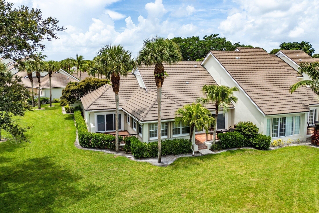 2584 Muirfield Court - Photo 43