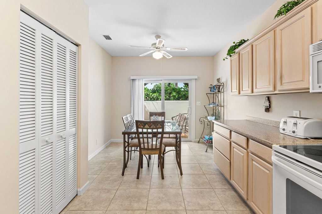 2584 Muirfield Court - Photo 18