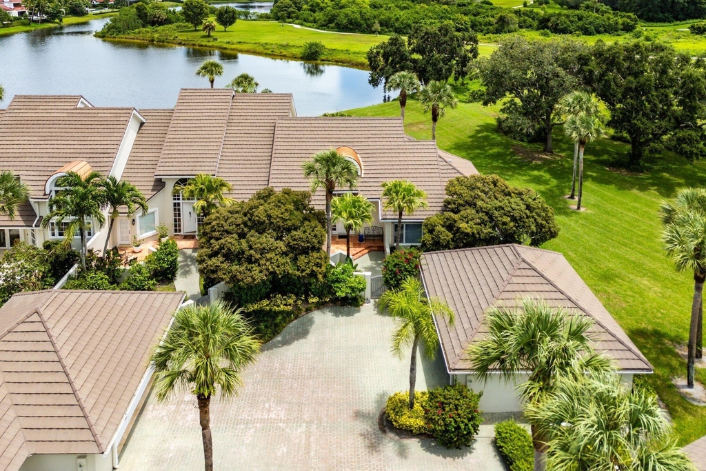 2584 Muirfield Court - Photo 37