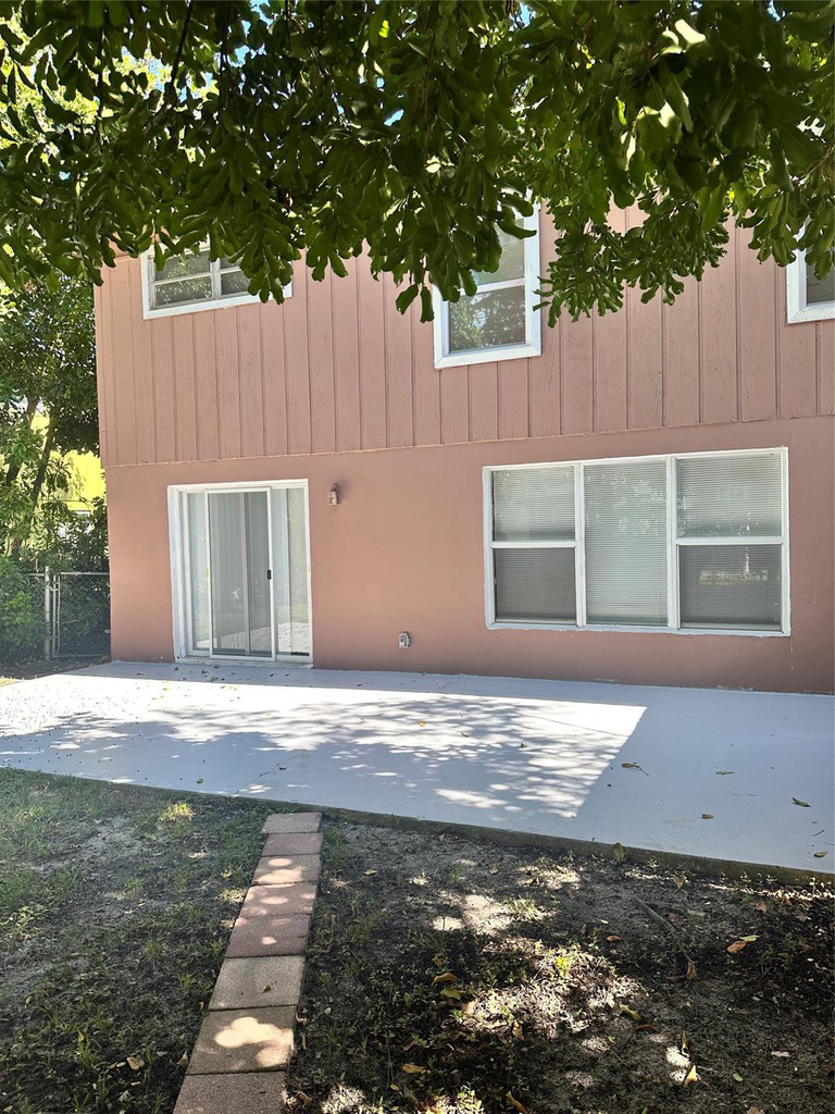 4340 Nw 80th Avenue - Photo 11