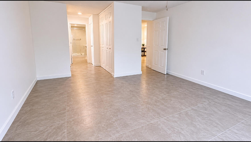 3740 Inverrary Drive - Photo 24