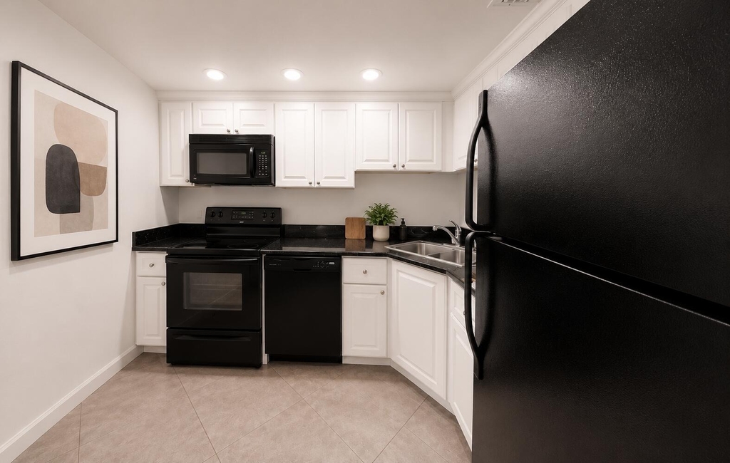 3740 Inverrary Drive - Photo 16