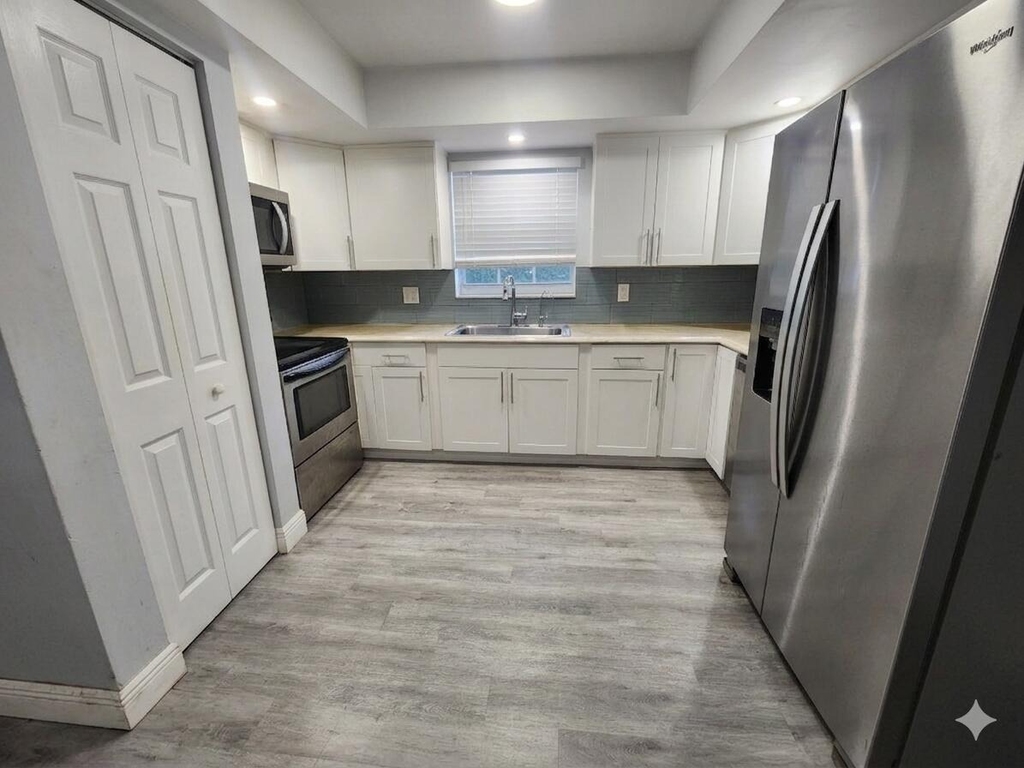 7931 Sw 7th Place - Photo 4