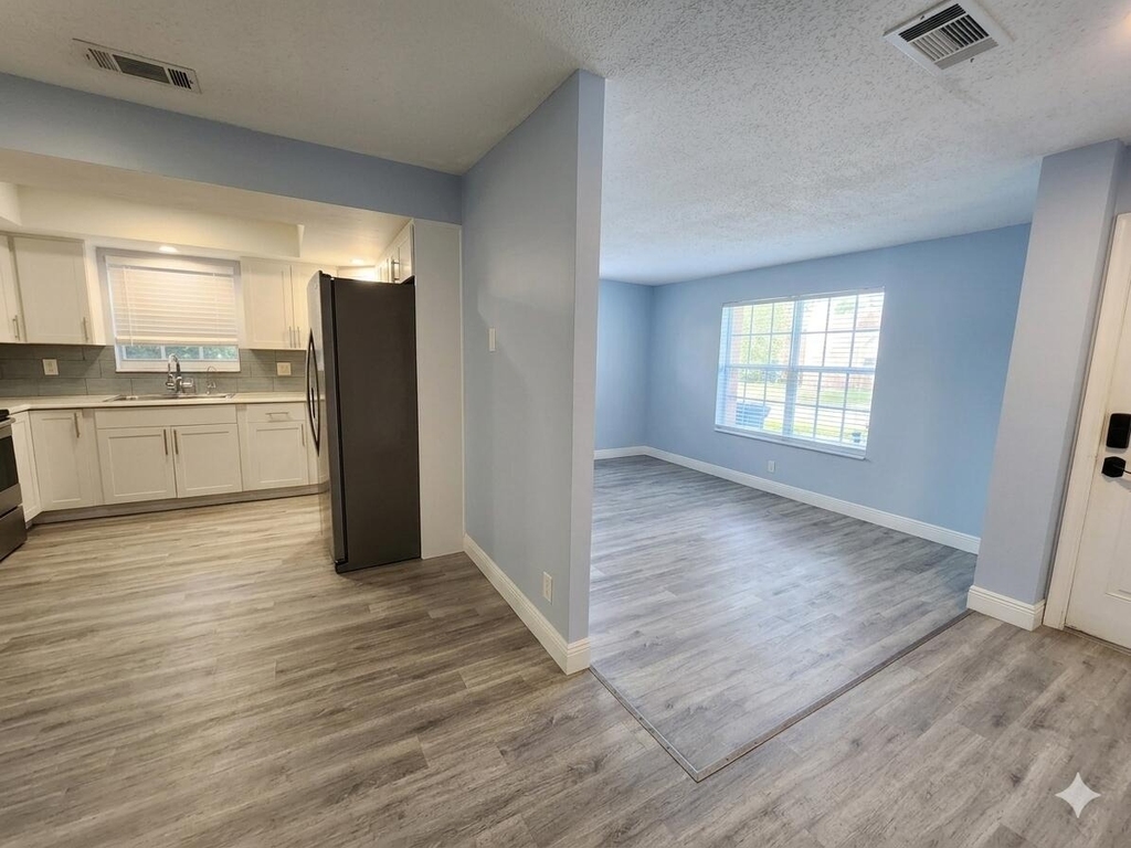 7931 Sw 7th Place - Photo 2