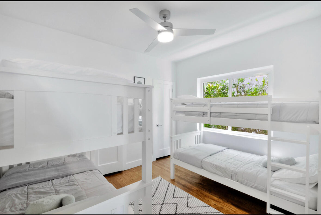 7825 Byron Avenue - Photo 4