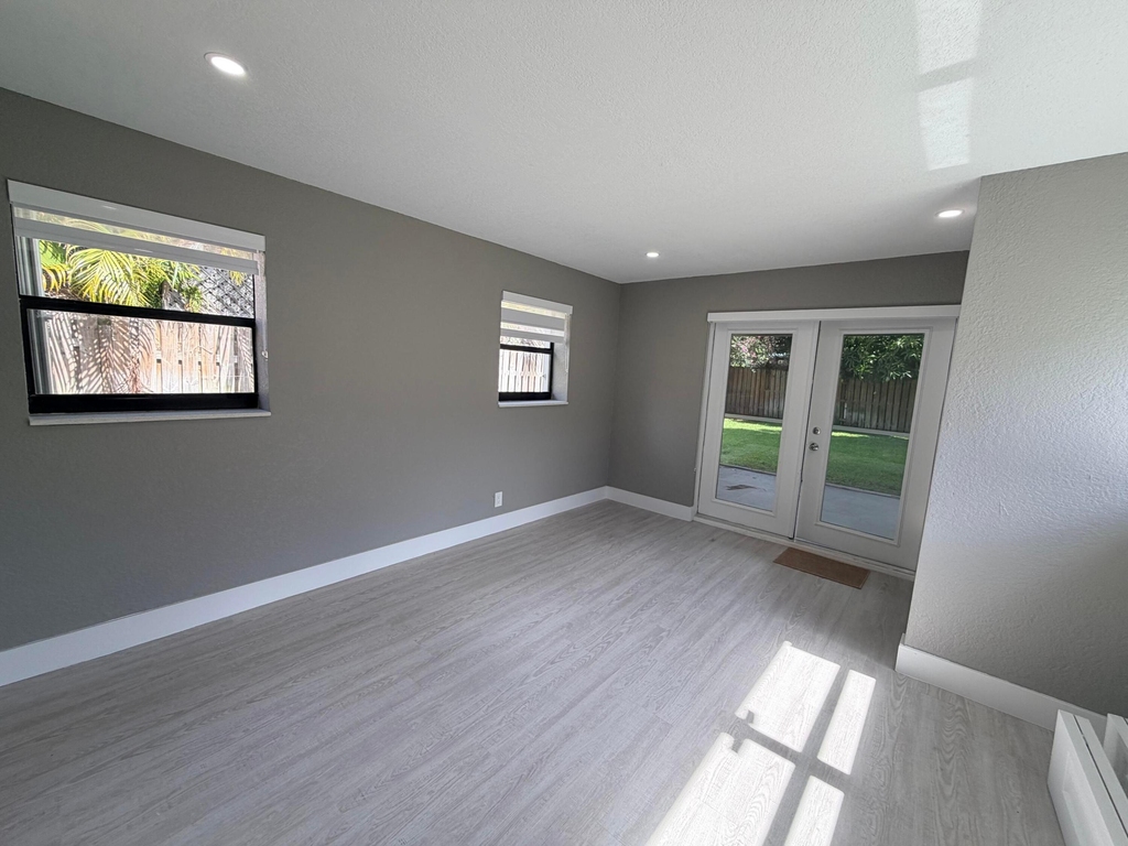 827 Franklin Road - Photo 13