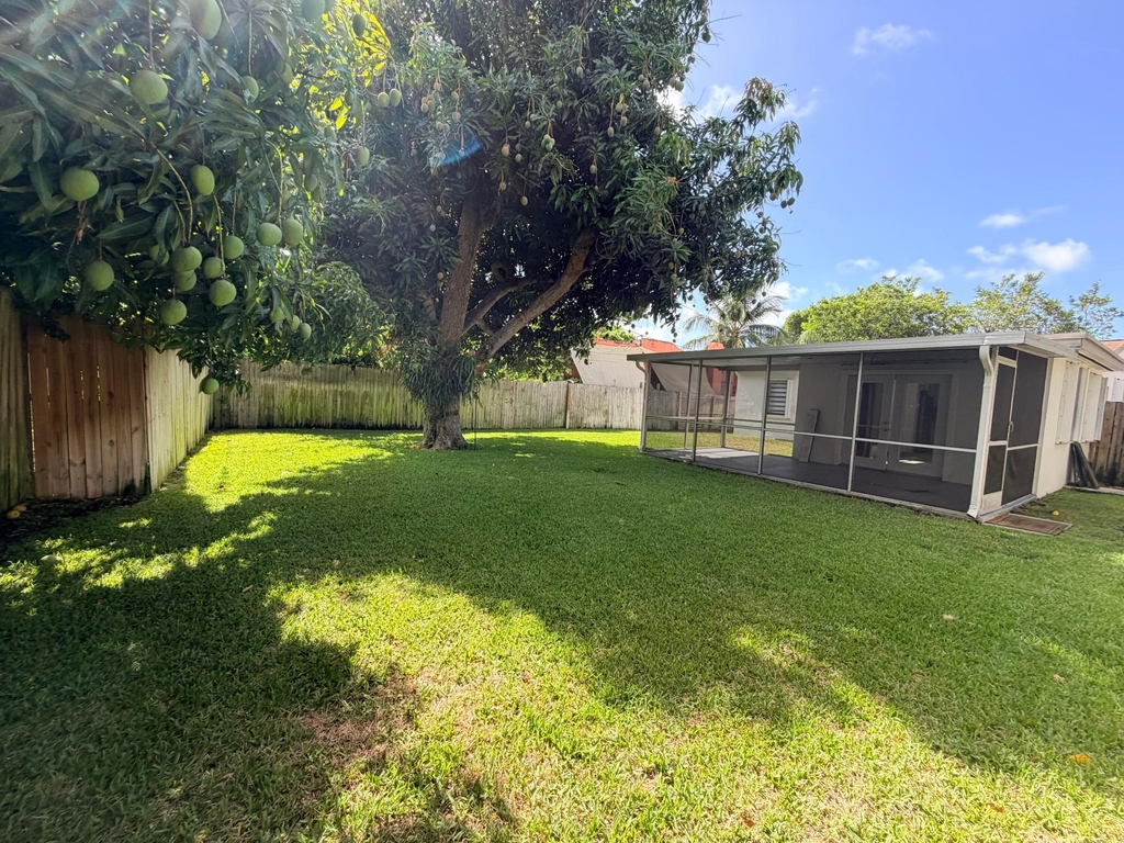 827 Franklin Road - Photo 16