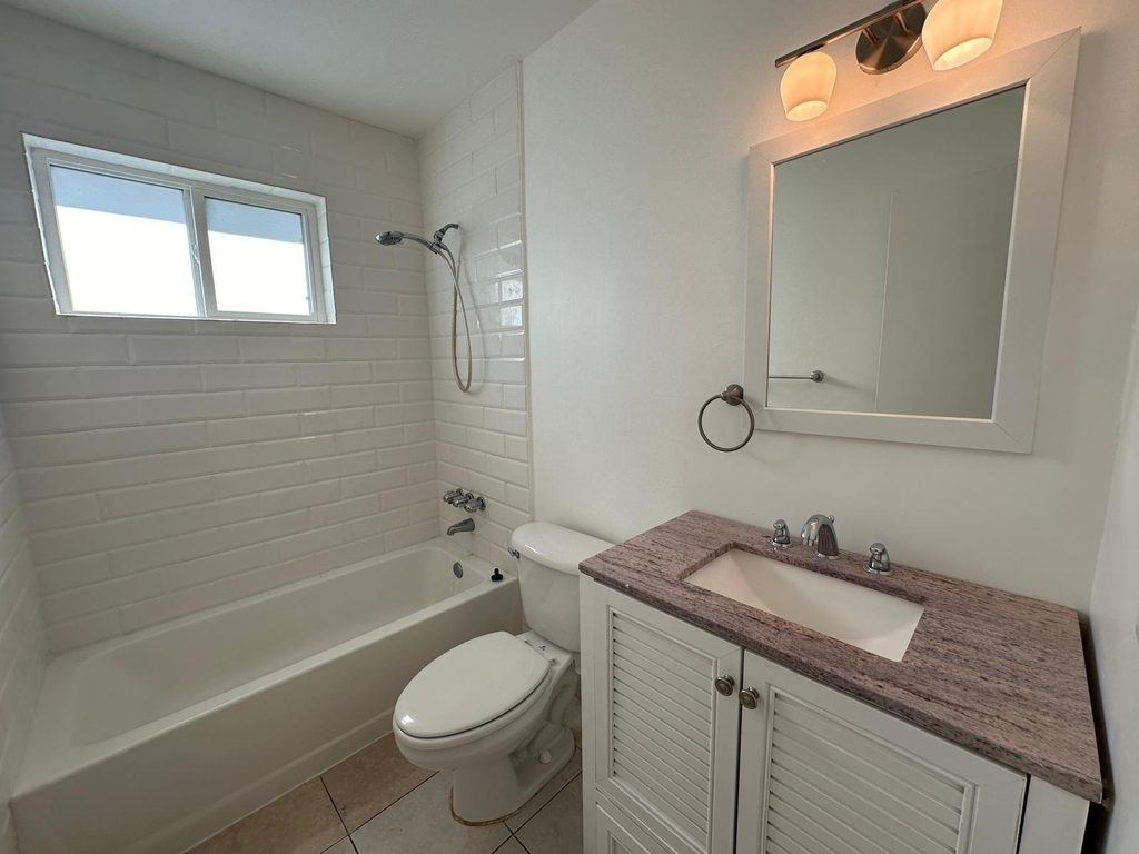 817 Lighthouse Drive - Photo 6
