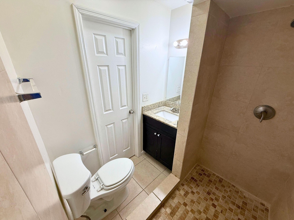 4100 Nw 16th Avenue - Photo 10