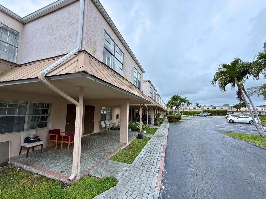 4100 Nw 16th Avenue - Photo 0