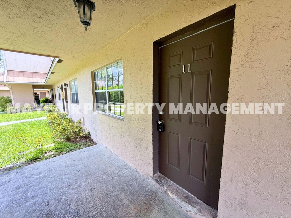 4100 Nw 16th Avenue - Photo 11