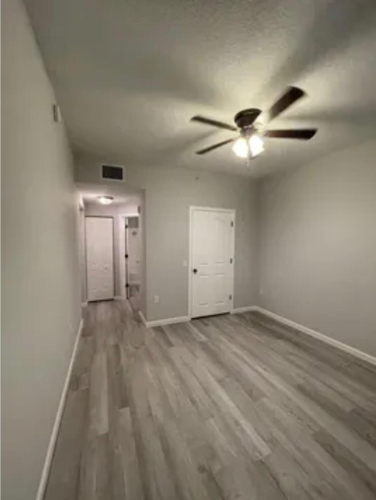 9905 Baywinds Drive - Photo 11