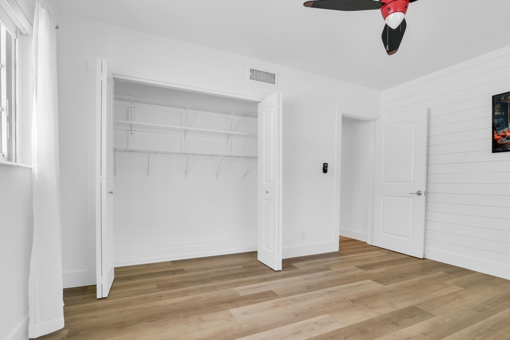 701 Appleby Street - Photo 34