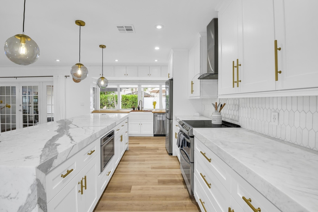 701 Appleby Street - Photo 6