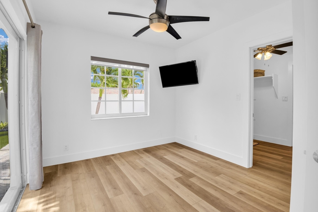 701 Appleby Street - Photo 38