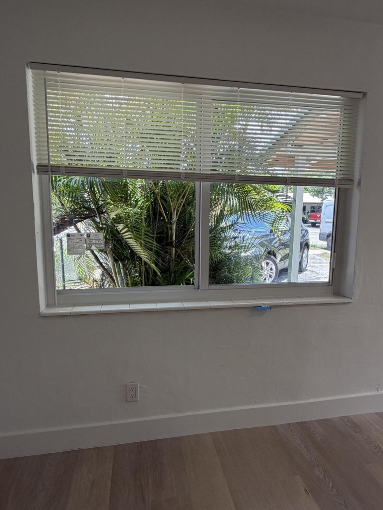 411b Ne 57th Court - Photo 13