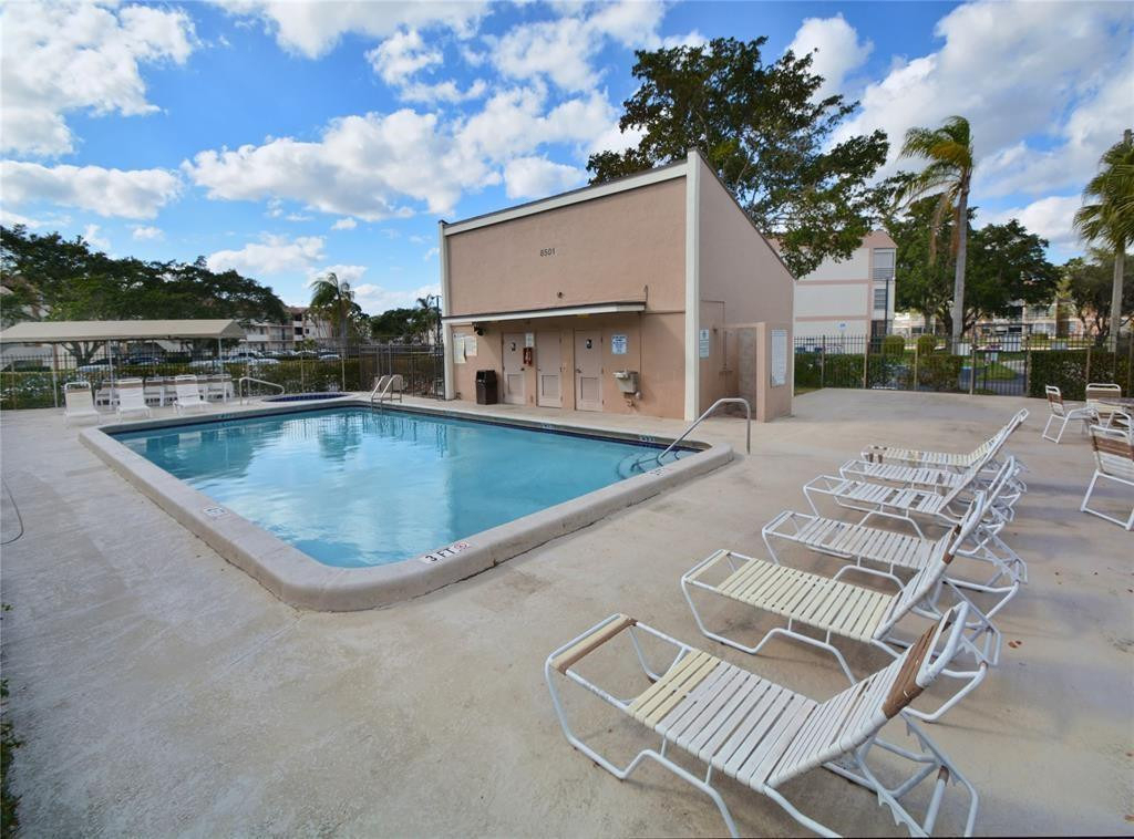 8310 Sands Point Boulevard - Photo 19