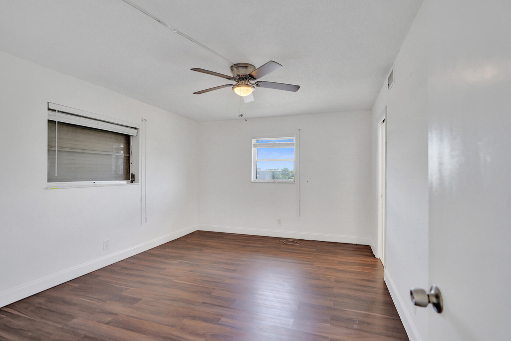 2640 S Garden Dr Drive S - Photo 31