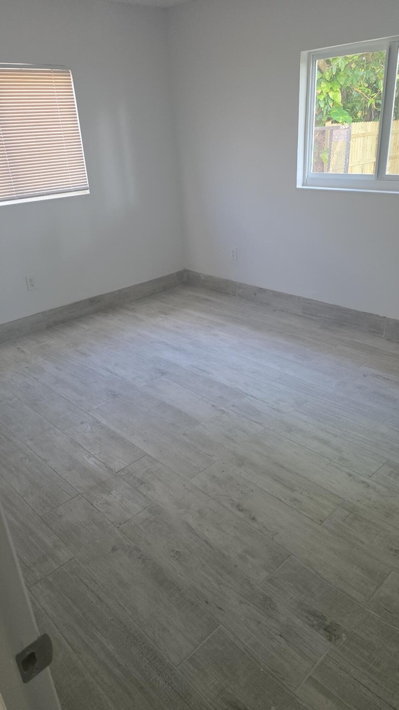5211 Sw 24th Street - Photo 5