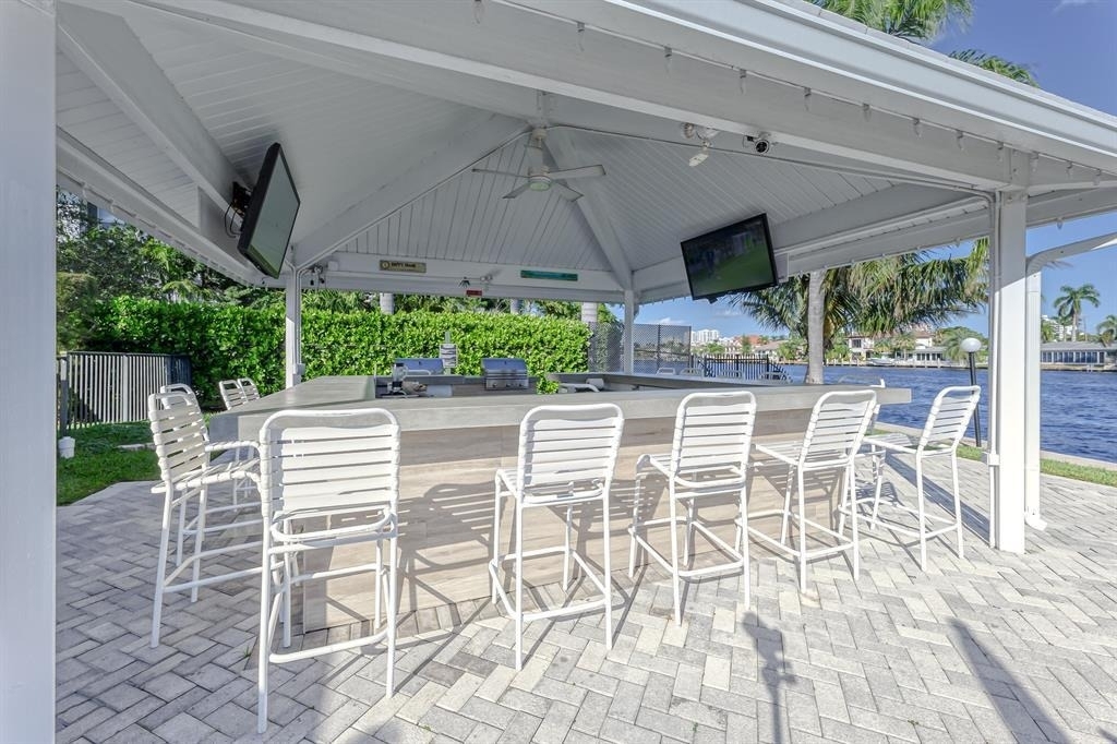 6417 Bay Club Drive - Photo 4
