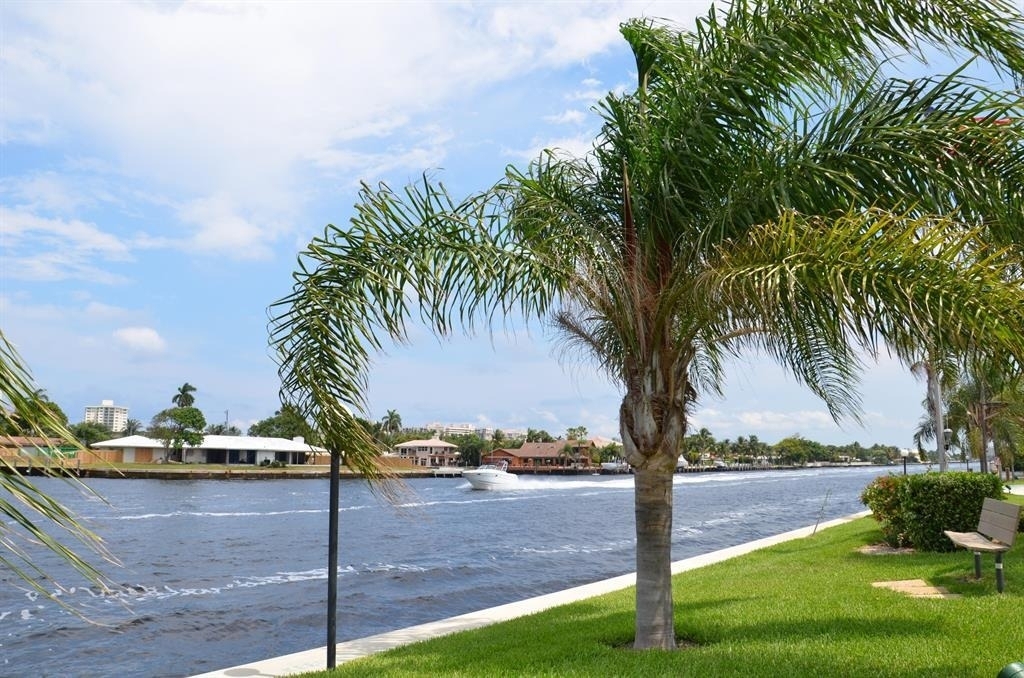 6417 Bay Club Drive - Photo 10