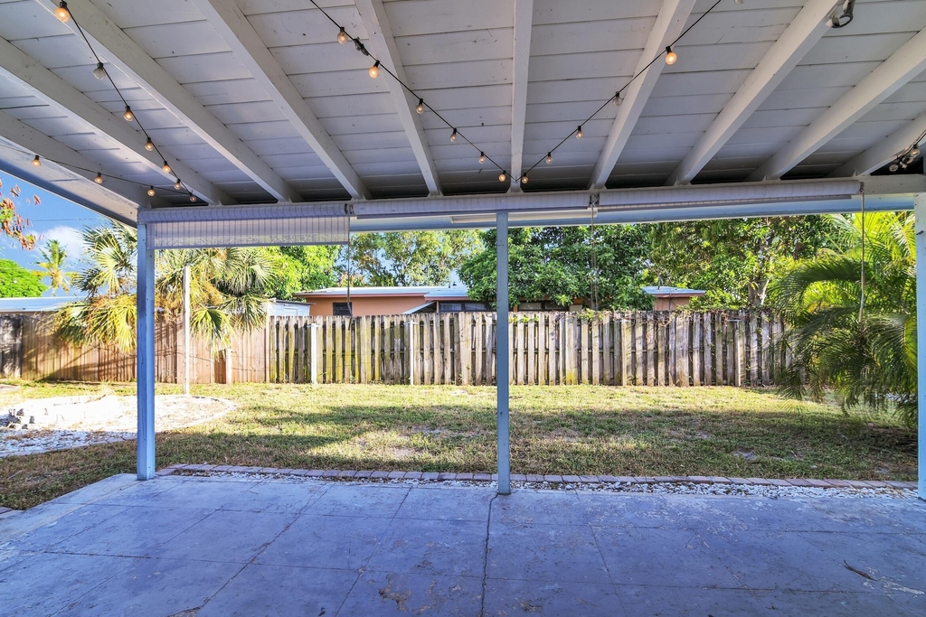 1821 Montague Street - Photo 22