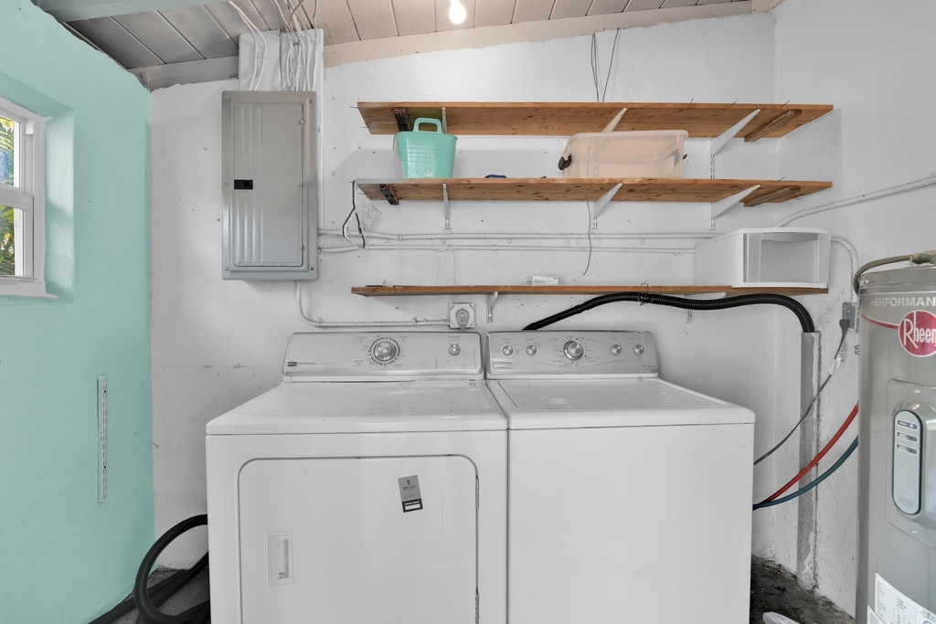 1821 Montague Street - Photo 21