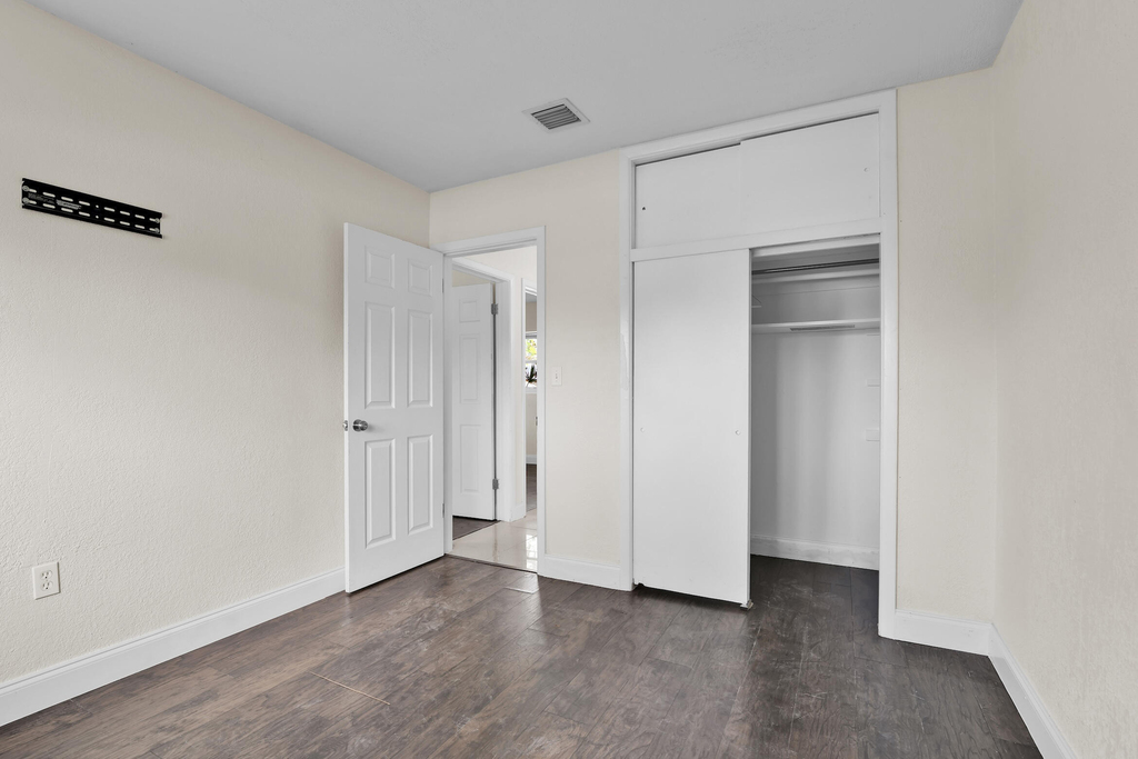 1821 Montague Street - Photo 15