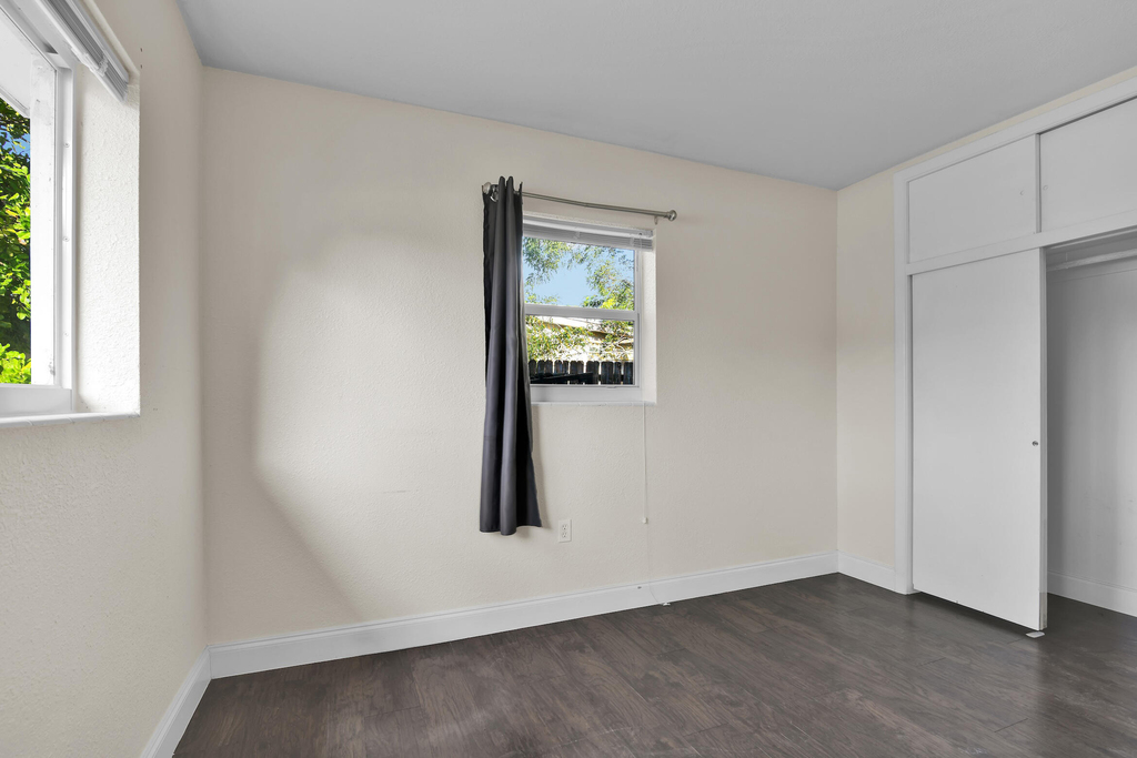 1821 Montague Street - Photo 14