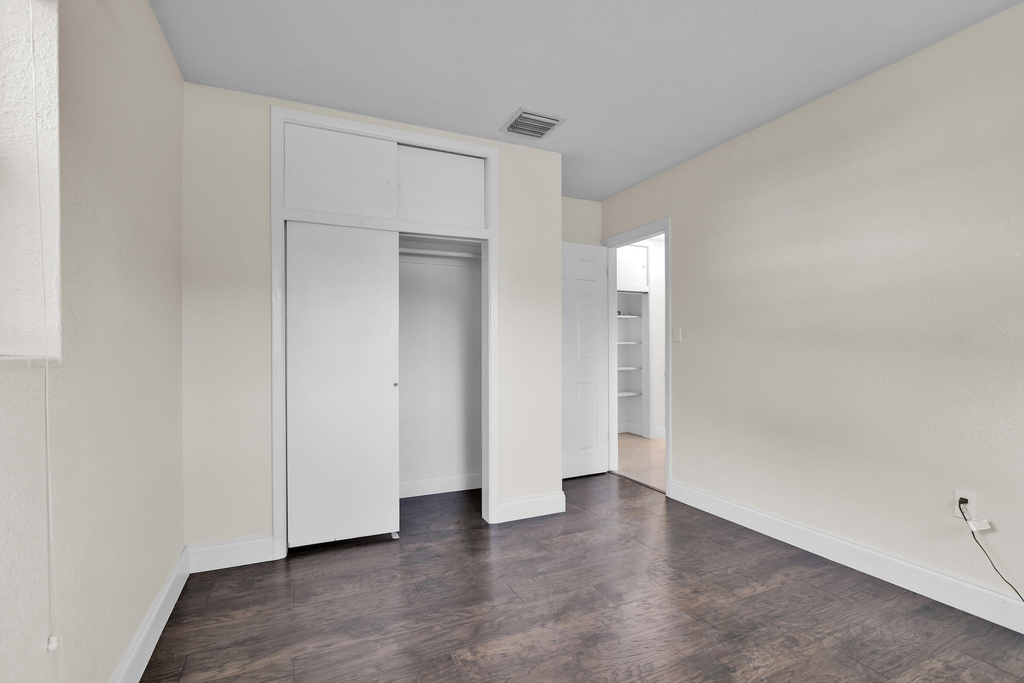 1821 Montague Street - Photo 8