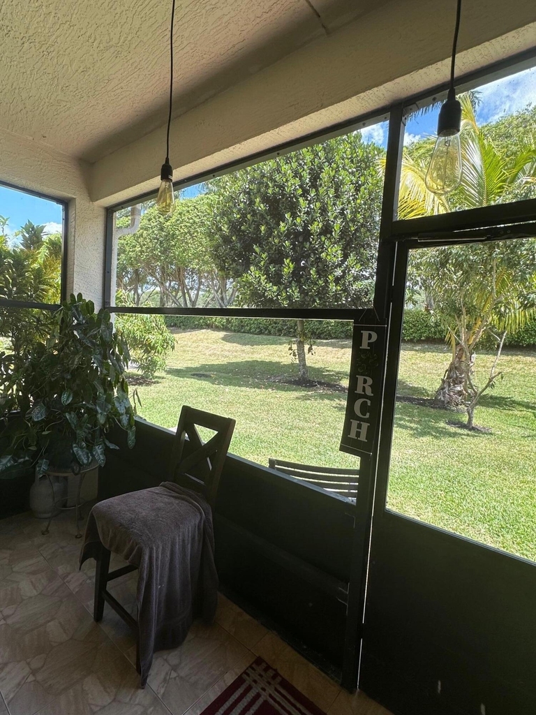 9205 Dupont Place - Photo 22