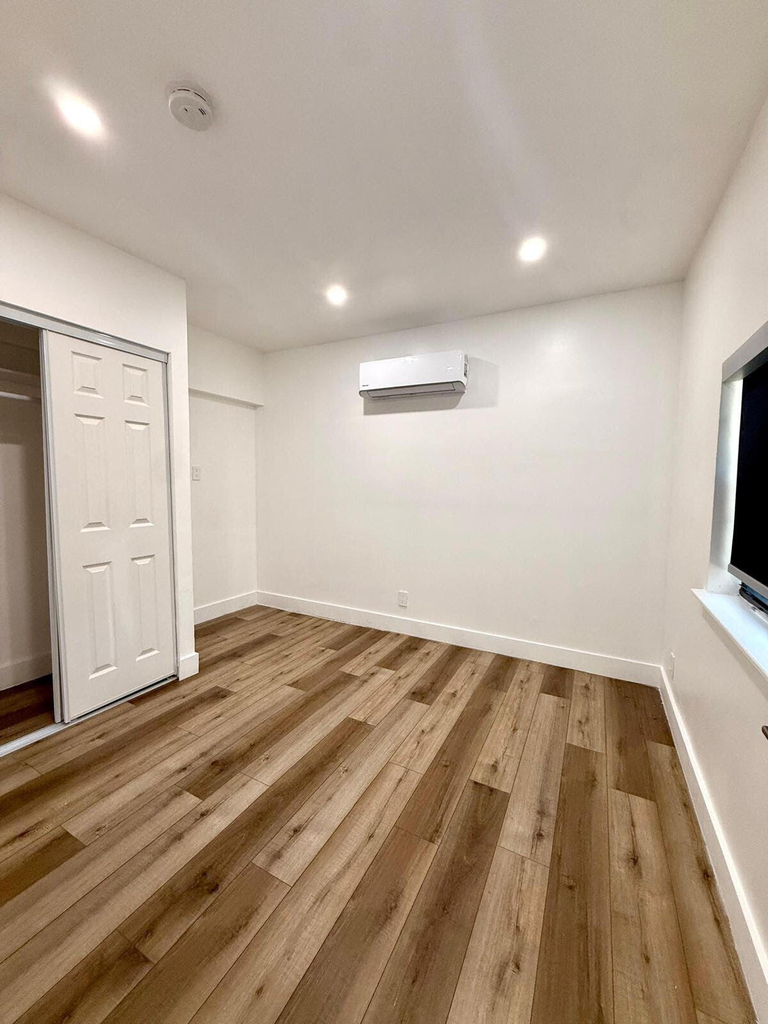 4411 Thomas Street - Photo 23