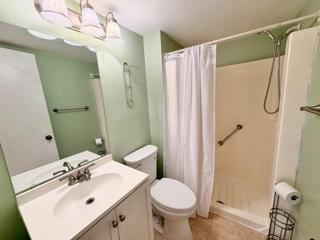 120 Lake Evelyn Drive - Photo 16
