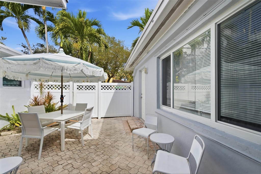 1614 Ne 7th Street - Photo 15