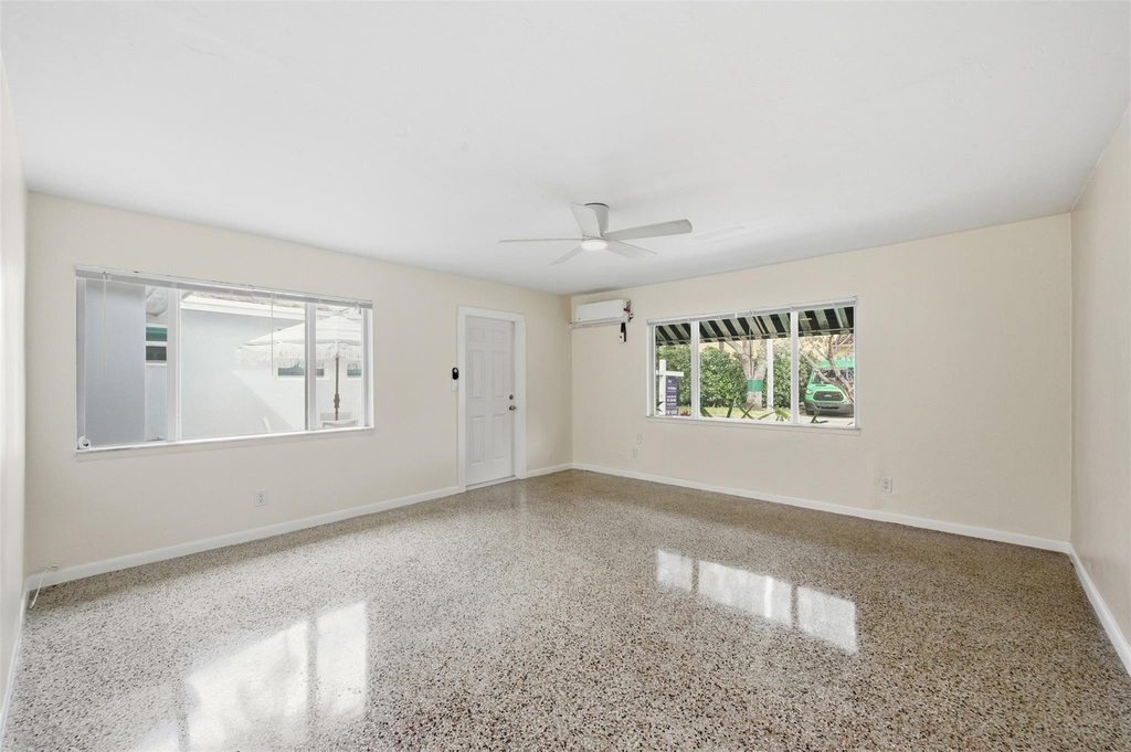 1614 Ne 7th Street - Photo 14